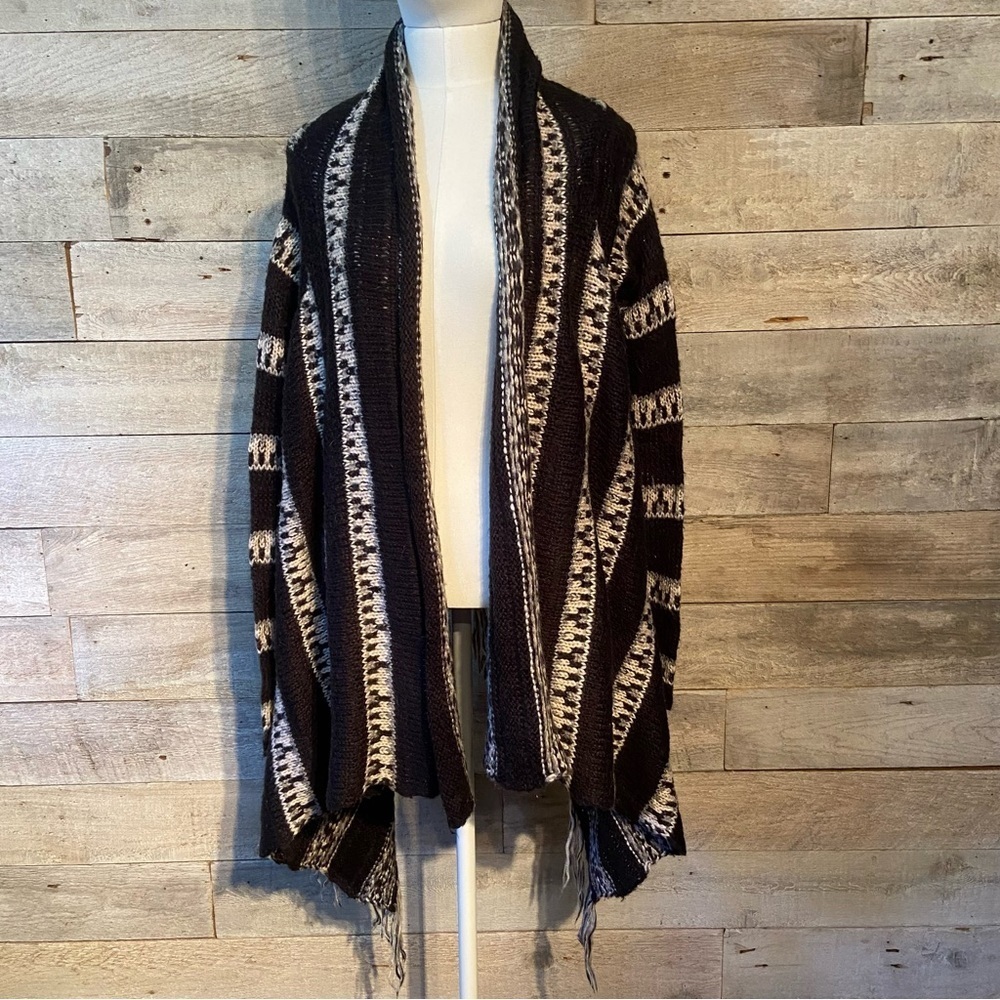 Billabong women’s striped open shawl cardigan wrap sweater in size medium
